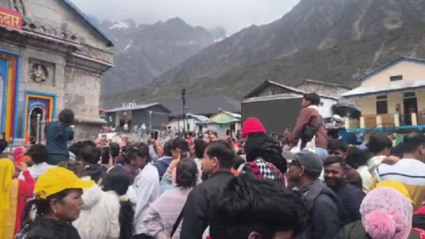 आस्था बनाम वायरल रील! केदारनाथ धाम से सामने आए वीडियो पर बवाल..